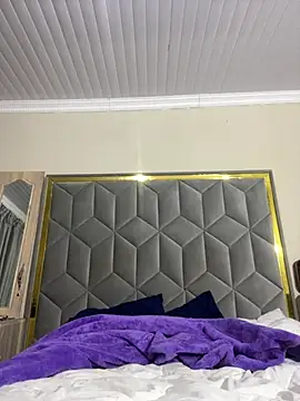 PuddingHotPot online show from April 2026 12:06:01 AM