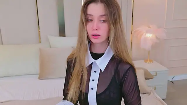 Snapshot of MarybethSnow chatting on April 2026 09:19:01 PM MarybethSnow online show from April 2026 09:19:01 PM