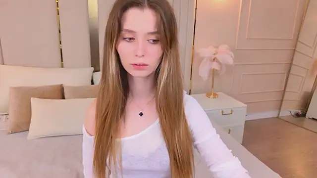 Snapshot of MarybethSnow chatting on May 2026 05:51:01 PM MarybethSnow online show from May 2026 05:51:01 PM