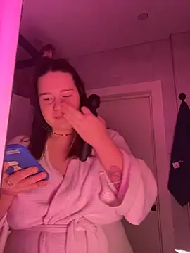 SuzieMurray online show from November 2025 08:14:01 AM