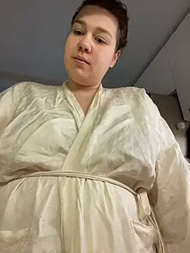 SuzieMurray online show from December 2025 07:17:01 AM