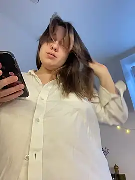 Snapshot of SuzieMurray chatting on January 2026 07:12:01 AM SuzieMurray online show from January 2026 07:12:01 AM