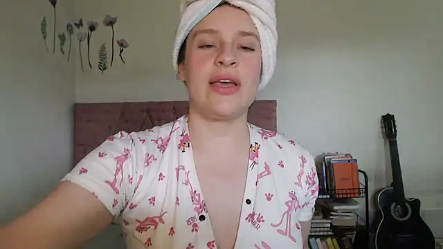 Snapshot of Serenity chatting on May 2026 10:07:01 PM Serenity online show from May 2026 10:07:01 PM
