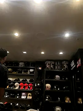 Snapshot of FABINHOSEOAU chatting on November 2025 06:19:01 PM FABINHOSEOAU online show from November 2025 06:19:01 PM