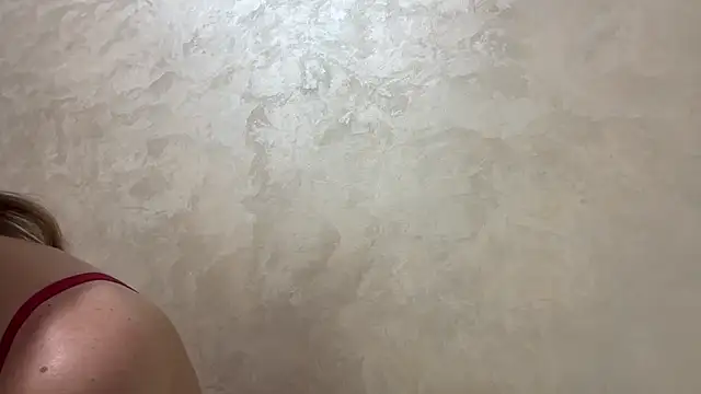 Snapshot of CaitlinaJayne23 chatting on January 2026 04:49:02 AM CaitlinaJayne23 online show from January 2026 04:49:02 AM