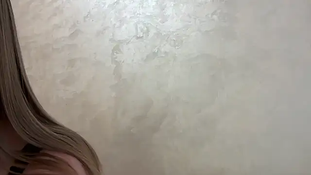 Snapshot of CaitlinaJayne23 chatting on April 2026 03:45:02 AM CaitlinaJayne23 online show from April 2026 03:45:02 AM