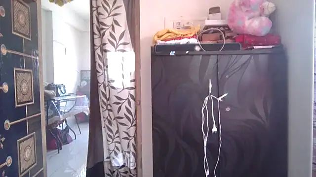 sexy-honey09 online show from February 2026 06:51:01 AM