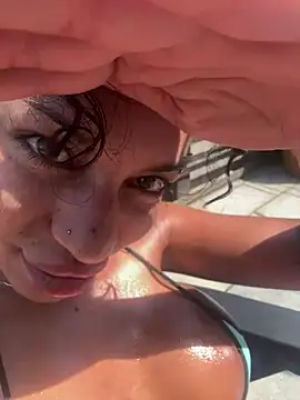 AlyssaHottv  online show from April 2026 11:30:02 AM