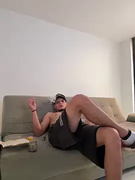 ArturoDelgado1 online show from February 2026 04:00:01 PM