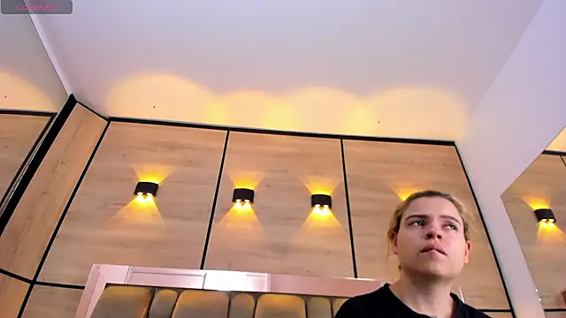 dorothy vegga online show from November 2025 04:40:01 AM