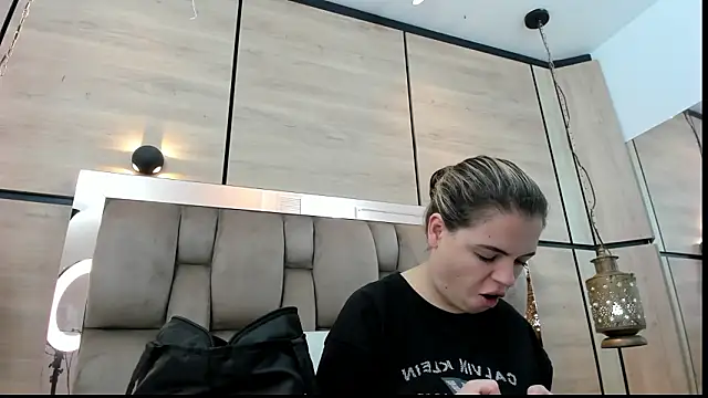 dorothy vegga online show from February 2026 03:37:02 AM