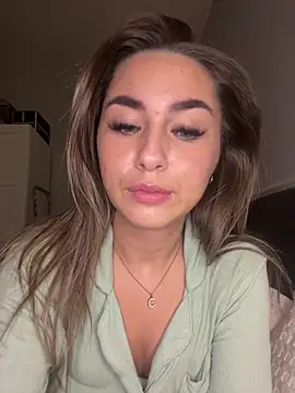 Snapshot of clobunny10 chatting on February 2026 10:38:01 PM clobunny10 online show from February 2026 10:38:01 PM