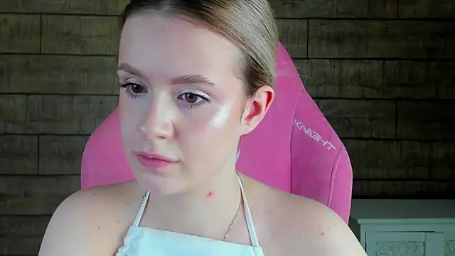 MilanaBalmain online show from March 2026 08:32:02 AM