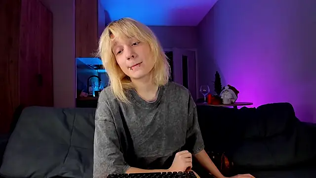 Gregory Byyrd online show from December 2024 05:05:02 AM