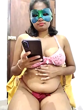 Zaraangle online show from February 2026 01:09:02 PM