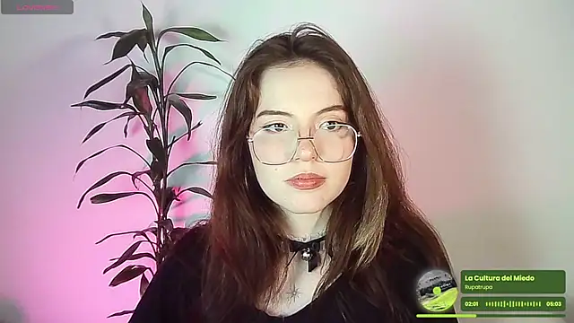 cherrybom969 online show from December 2025 05:01:01 AM