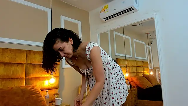 Snapshot of adarussell chatting on February 2025 01:09:02 PM adarussell online show from February 2025 01:09:02 PM