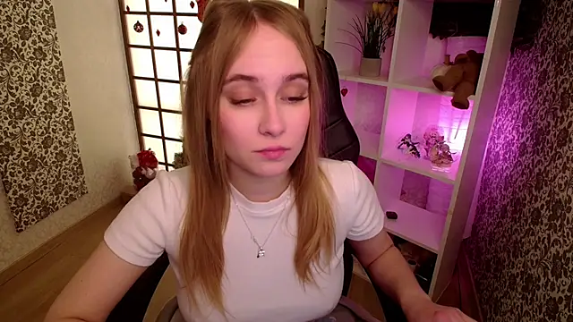 LianaBright online show from January 2025 02:02:01 AM