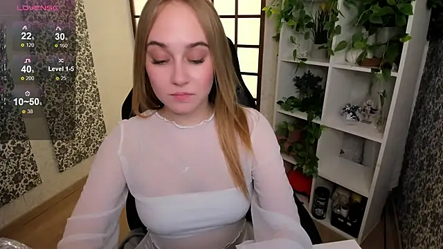 LianaBright online show from February 2025 05:18:02 AM