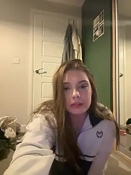 Snapshot of Krystal_Tx chatting on January 2025 06:43:01 PM Krystal Tx online show from January 2025 06:43:01 PM