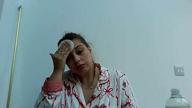 Snapshot of Krystal_Tx chatting on October 2025 07:22:01 AM Krystal Tx online show from October 2025 07:22:01 AM