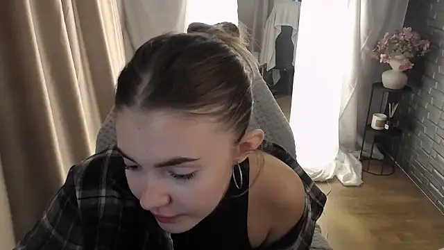 Snapshot of Ritaneer chatting on September 2025 08:05:02 AM Ritaneer online show from September 2025 08:05:02 AM