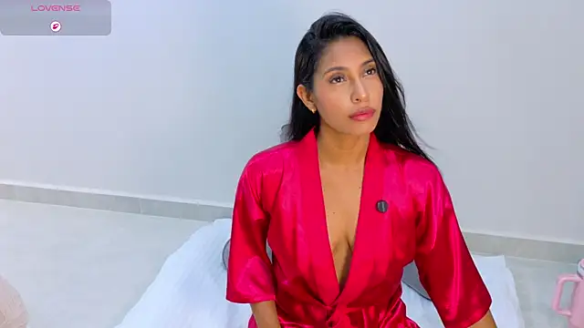 Anna risse online show from April 2026 05:13:01 AM