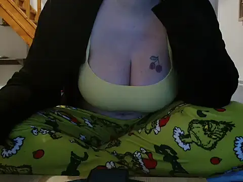 Lauzo21 online show from November 2025 06:37:01 AM