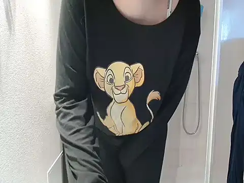 Lauzo21 online show from March 2026 08:52:02 AM