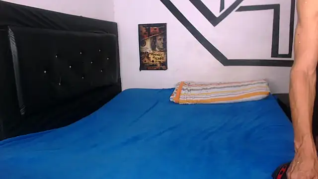 Snapshot of badssboys_always chatting on December 2024 04:15:02 AM badssboys always online show from December 2024 04:15:02 AM