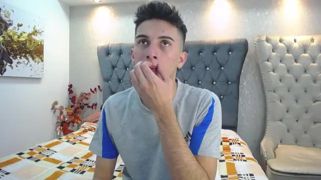 Snapshot of MrWilliseo chatting on January 2025 10:30:02 PM MrWilliseo online show from January 2025 10:30:02 PM