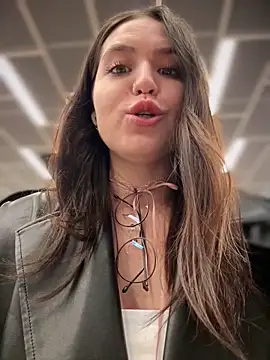 meow girl online show from February 2026 12:59:02 PM