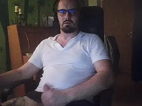 Snapshot of windfuckerrrrr chatting on September 2025 12:23:02 AM windfuckerrrrr online show from September 2025 12:23:02 AM