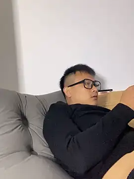 lixiaoshuai8 online show from March 2025 04:46:01 AM