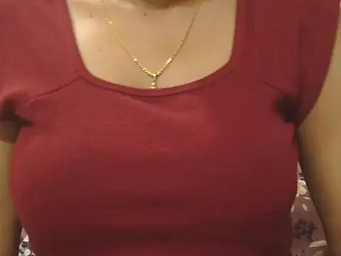 Snapshot of _FluffyHxney_ chatting on September 2025 05:34:02 PM FluffyHxney online show from September 2025 05:34:02 PM