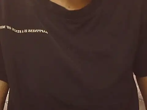 Snapshot of _FluffyHxney_ chatting on November 2025 08:08:01 PM FluffyHxney online show from November 2025 08:08:01 PM