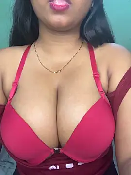 Snapshot of Ishaani_0 chatting on June 2026 12:32:02 AM Ishaani 0 online show from June 2026 12:32:02 AM