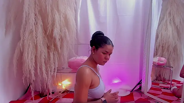 HayamiKioto online show from October 2025 12:39:02 PM