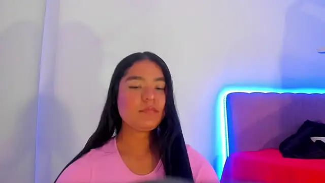 Snapshot of HayamiKioto chatting on January 2026 12:20:01 PM HayamiKioto online show from January 2026 12:20:01 PM