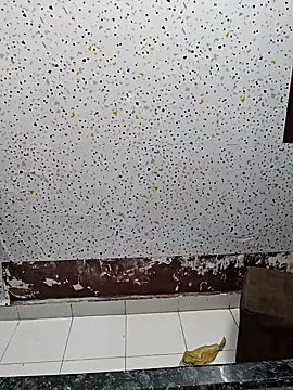 milf-kaira online show from January 2025 02:04:02 AM