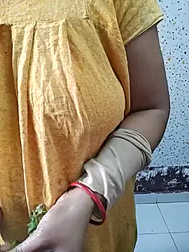 milf-kaira online show from January 2025 03:07:02 AM