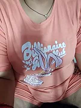 milf-kaira online show from March 2025 04:36:02 AM