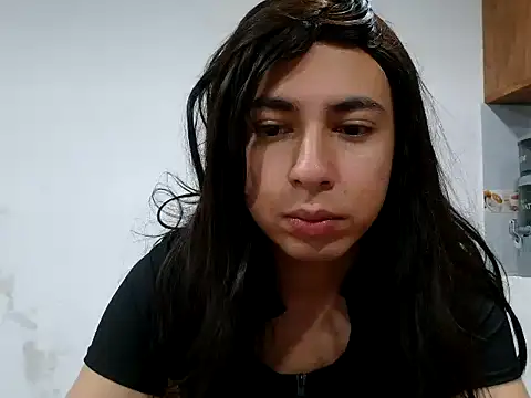 Snapshot of Yasmin_Paez99 chatting on May 2026 01:44:01 AM Yasmin Paez99 online show from May 2026 01:44:01 AM