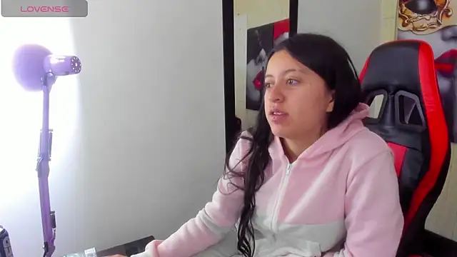 zoe connor19 online show from December 2025 07:45:02 PM