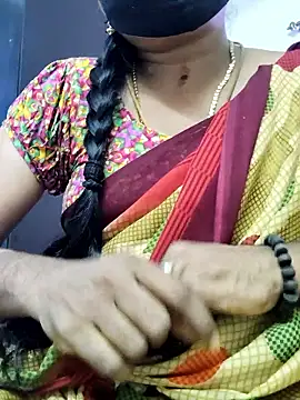 Snapshot of Tamilrojanew chatting on May 2026 07:48:01 AM Tamilrojanew online show from May 2026 07:48:01 AM