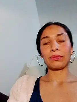 chloewildd  online show from December 2024 10:10:01 PM