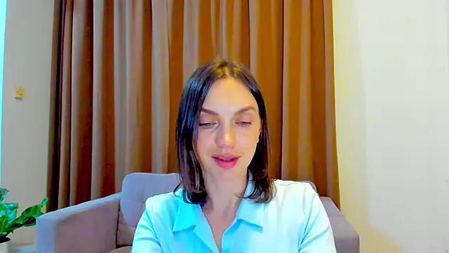 LovelyeeMia online show from October 2025 10:48:01 AM