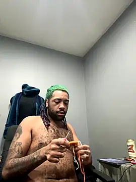 Snapshot of kaydazeed chatting on October 2025 04:53:02 AM kaydazeed online show from October 2025 04:53:02 AM