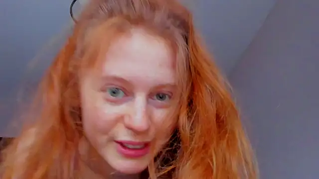 Fire Luna online show from December 2024 11:51:02 AM