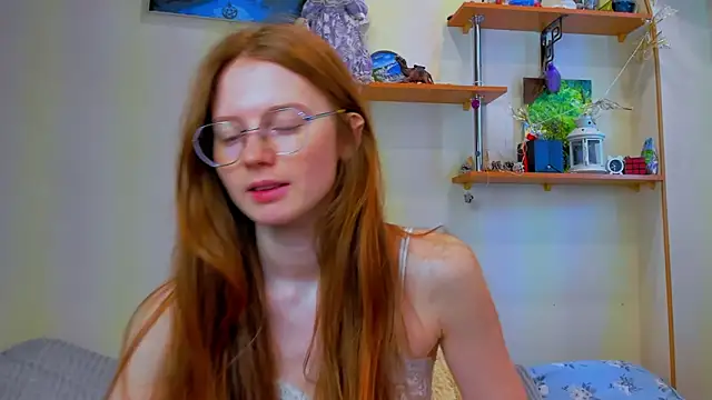 Fire Luna online show from February 2026 05:03:02 AM